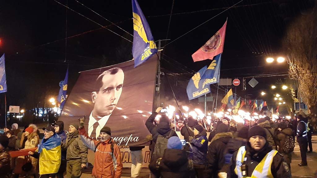 Посольства Израиля и Польши осудили мероприятия, направленных на почтение памяти лидера украинского националистического движения 30-50-ых годов прошлого столетия Степаны Бандеры, прошедший 1 января в нескольких городах Украины.