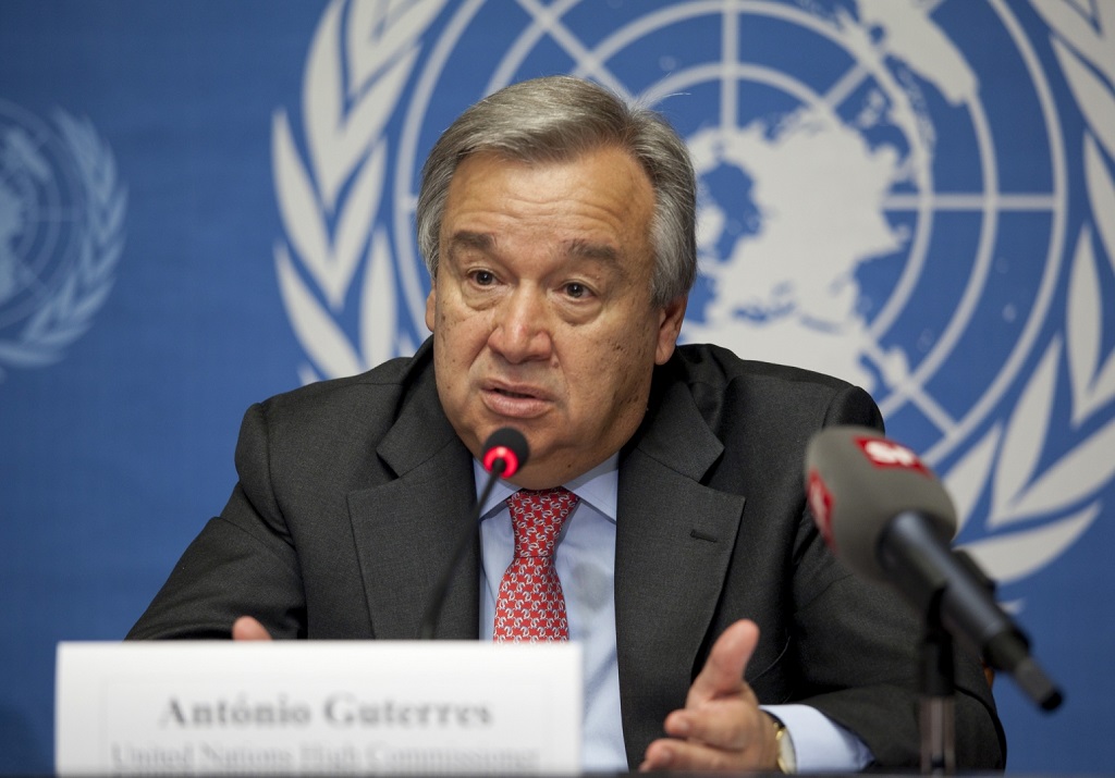 Генсек ООН одобрил призыв России отказаться от односторонних санкций 