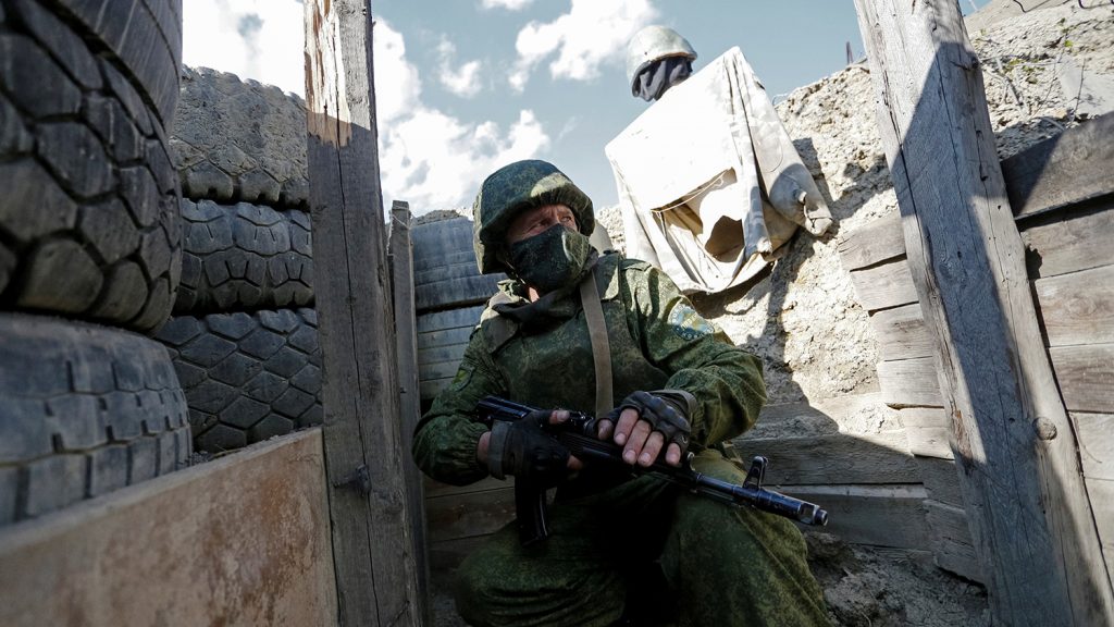 Глава ДНР: Бойцы республиканской армии и дальше будут отвечать на обстрелы ВСУ