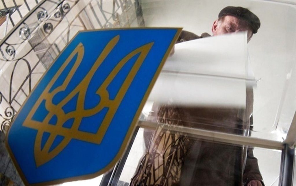 ЦИК Украины не исключил перенос второго тура выборов