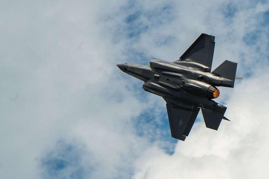 Сенат США выдвинет закон об угрозе для истребителей F-35 от С-400