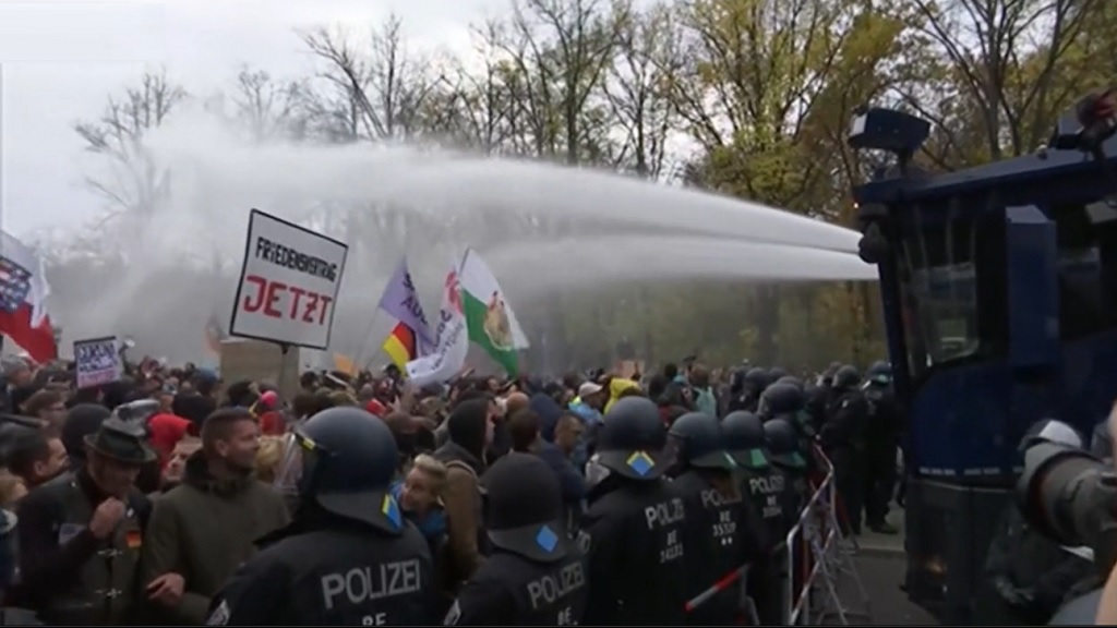 протесты в германии против карантинных мер