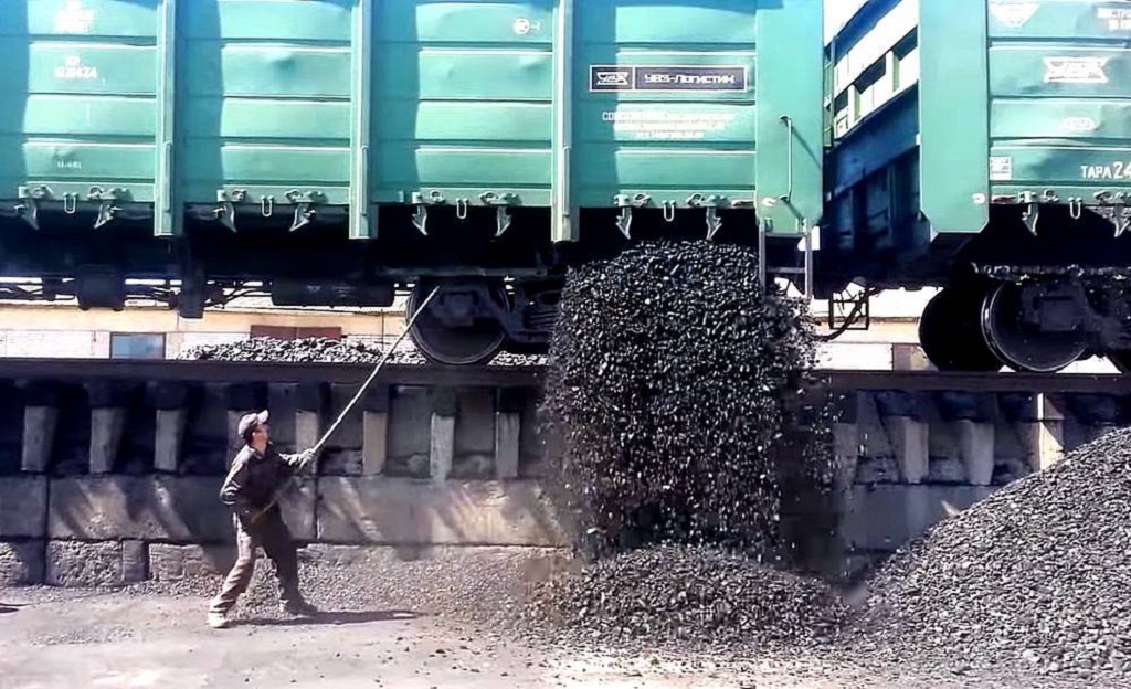 Латвия пожаловалась на торможение транзита угля из-за России