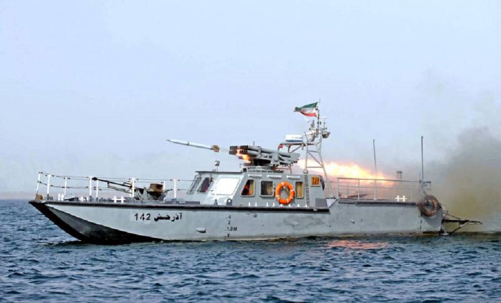 ВМС Ирана провели полномасштабные учения под наблюдением со спутников