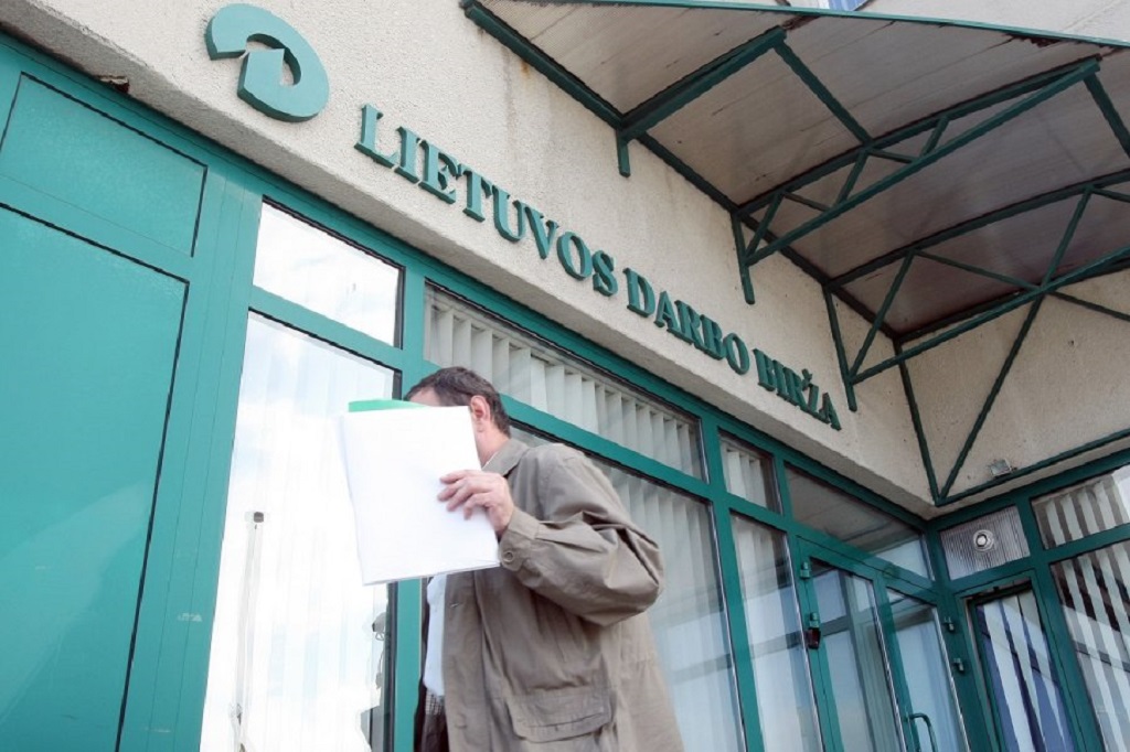 Литва попала в тройку печального лидерства в ЕС по росту безработицы