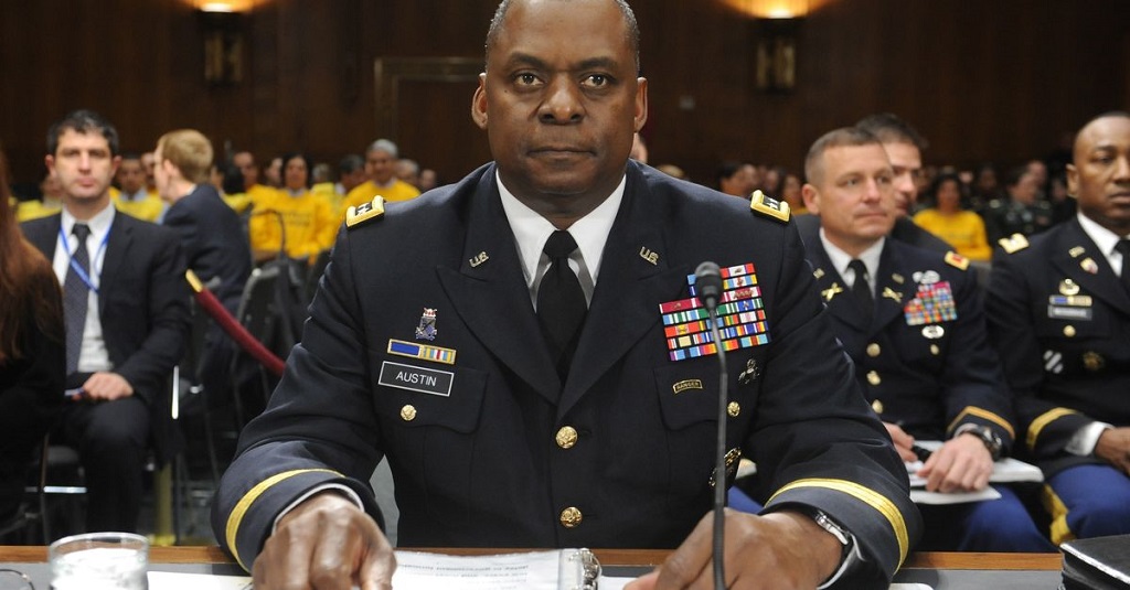 Министром обороны США впервые в истории стал афроамериканец