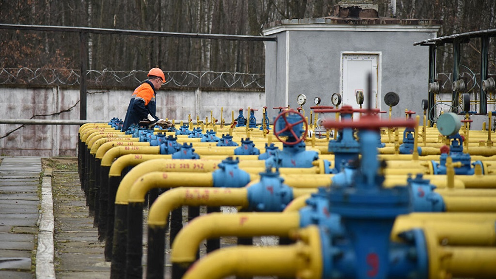 «Парадокс»: Украина готовится к войне с Россией и жалуется на сокращение транзита российского газа