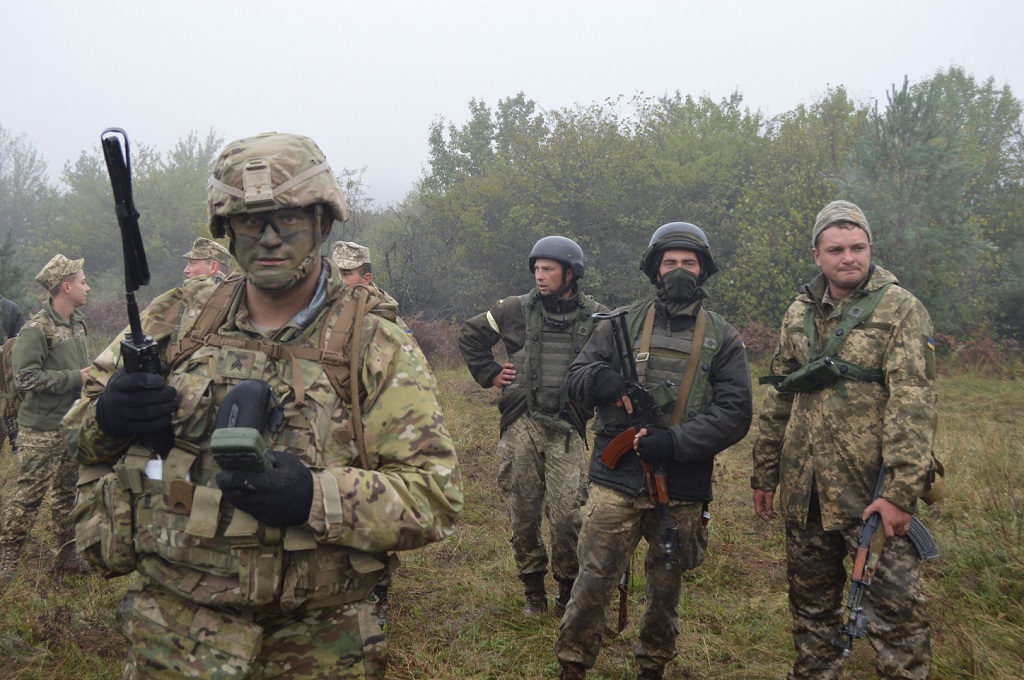 Боевики ВСУ на Пасху обстреляли ДНР из гранатомётов