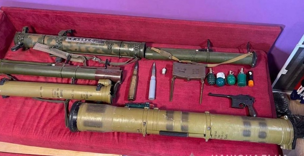В Днепропетровской области поймана группа торговцев оружием с фронтов Донбасса