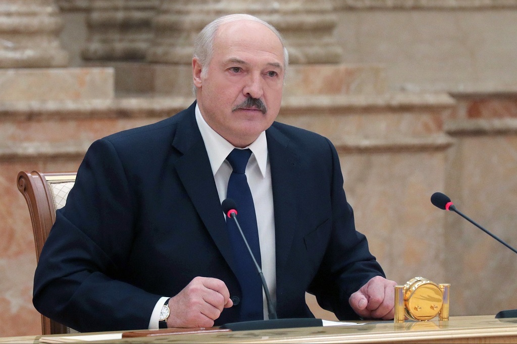 Лукашенко посоветовал дать Байдену карту перед разговором «о Белоруссии»