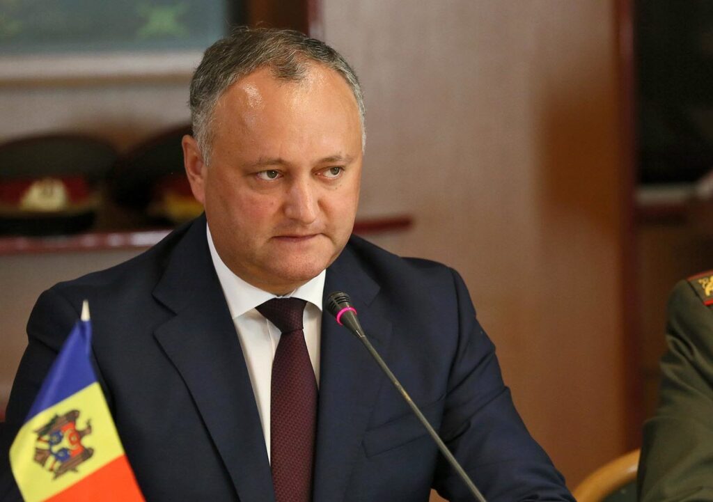 Додон: Запад влияет на избирательный процесс Молдавии