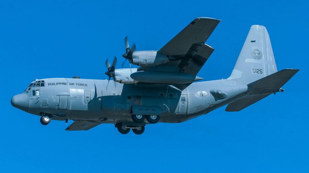 Разбился C-130 «Геркулес» ВВС Филиппин - Vimarsana News