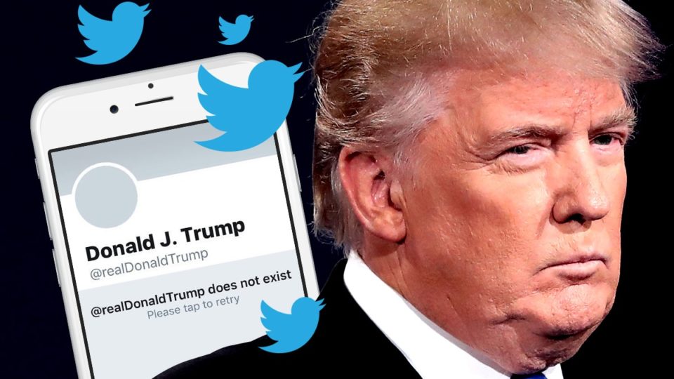 Твиттер забранил Трампа