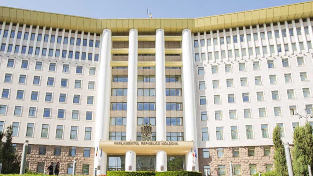 Апелляционная судебная палата Молдавии приняла решение сократить число участков для приднестровцев на досрочных выборах в парламент в три с половиной раза. – с 41 до 12.