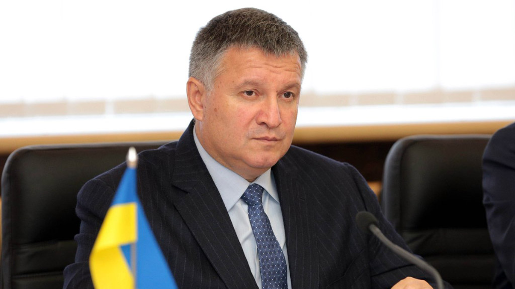 Не прошло и 7 лет. Министр внутренних дел Украины Арсен Аваков, занимающий этот пост со времен Евромайдана, уходит. Чиновник написал заявление об увольнении по собственному желанию.