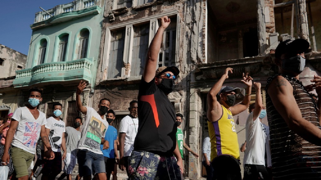 Глава Кубы: США целенаправленно финансируют беспорядки в стране
