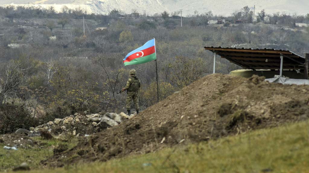 Министерство обороны Армении сообщило, что Вооруженные силы Азербайджана обстреляли позиции армянской армии на участке границы в Гегаркуникской области на востоке Армении.
