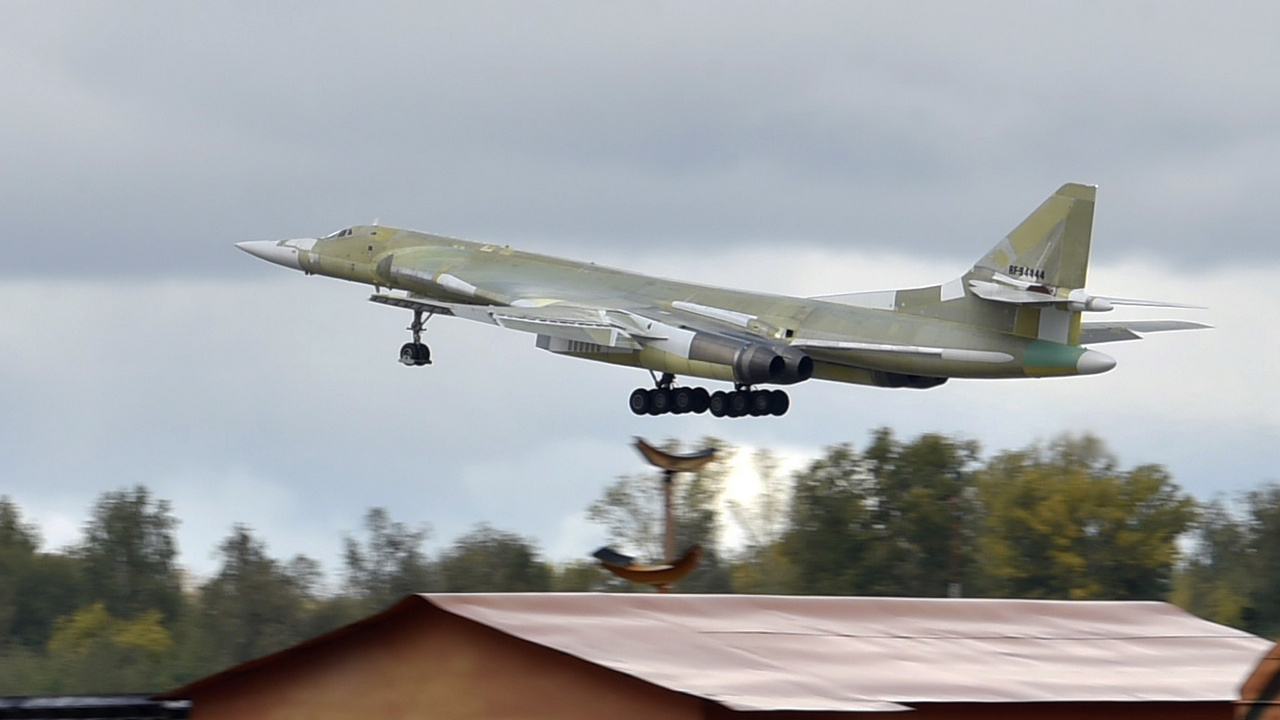 Полёт второго модернизированного Ту-160М