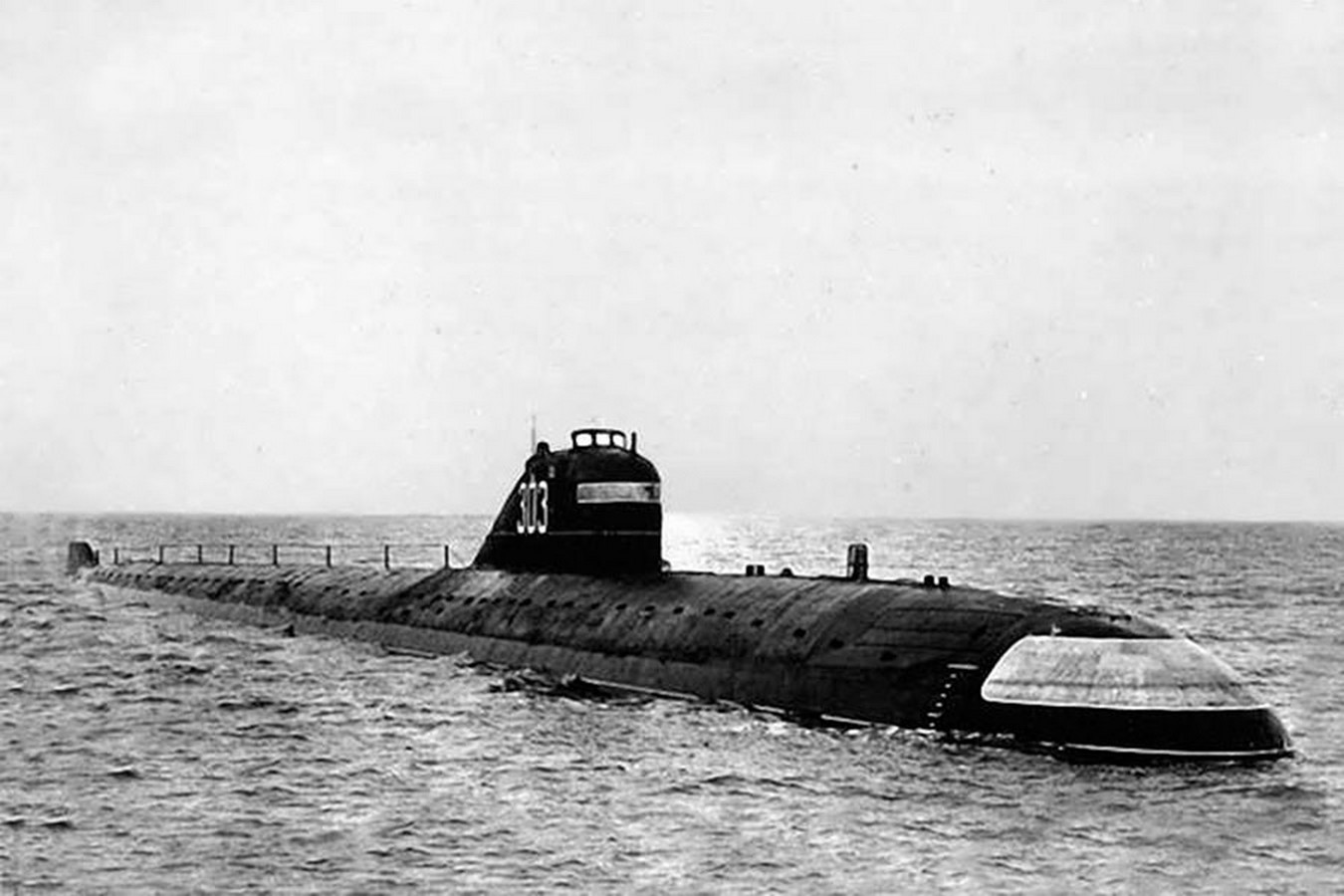 Первую пл. Подводной лодки к-3 «Ленинский комсомол». Атомная подводная лодка Ленинский комсомол. Первая атомная подводная лодка СССР К-3. К 3 Ленинский комсомол подводная лодка проект 627.