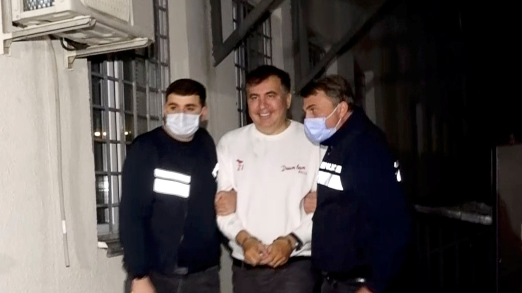 Президент Грузии Саломе Зурабишвили исключает возможность помилования задержанного на территории Грузии в пятницу экс-президента Михаила Саакашвили, уже являющегося фигурантом нескольких уголовных дел.