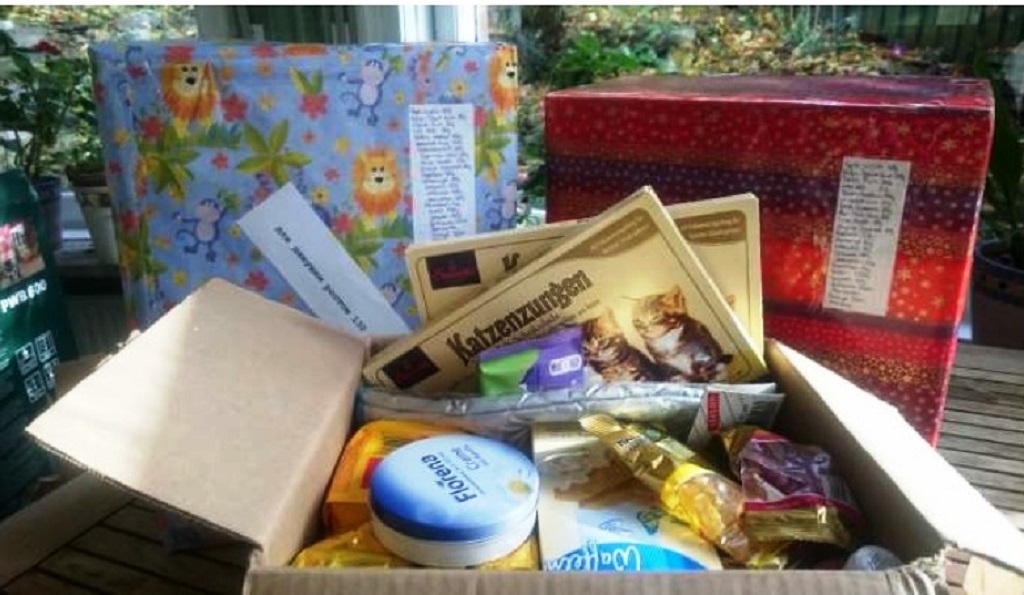 Жители Германии ведут сбор денег и вещей для рождественских подарков жителям Луганска