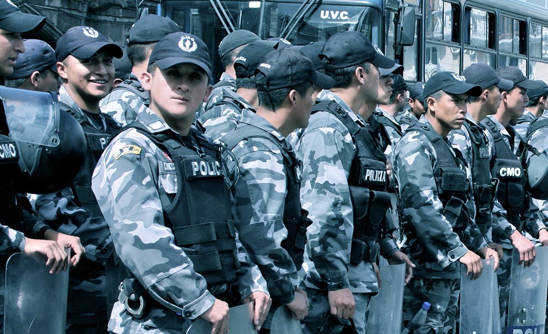 полиция эквадора