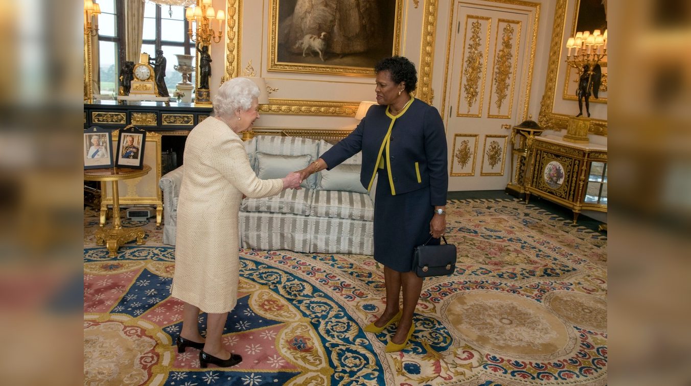 Британская королева больше не глава государства Барбадос