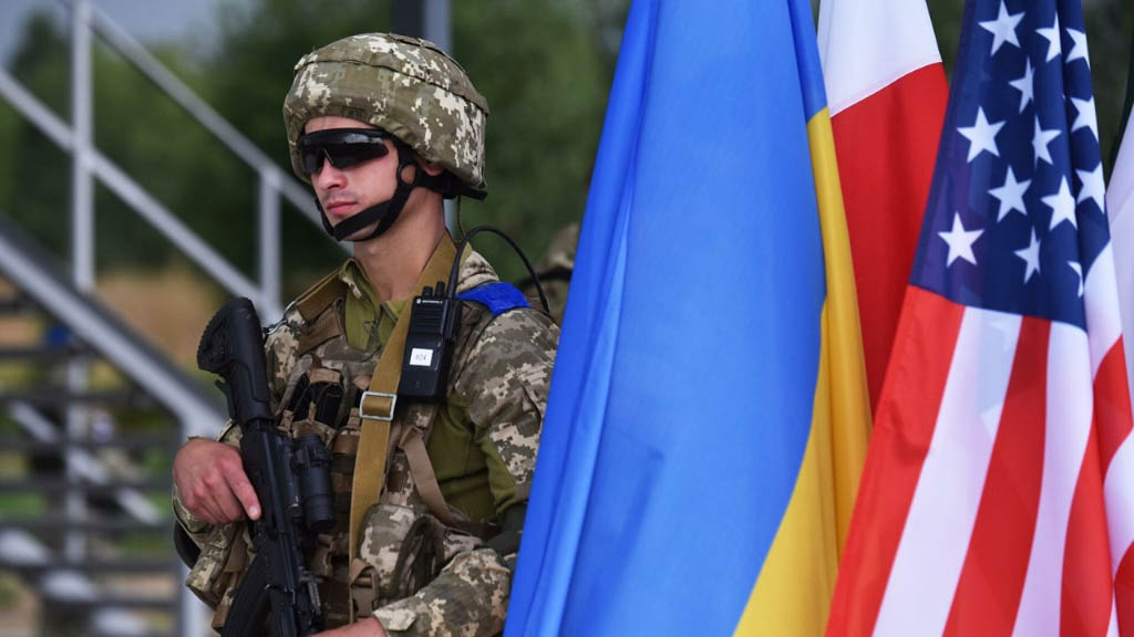Впервые в истории НАТО перевели силы быстрого реагирования в повышенную боеготовность из-за «угрозы российского вторжения в Украину». Общая численность оперативной группы составляет 40 тысяч военных, готовых реагировать на «случаи кризиса».