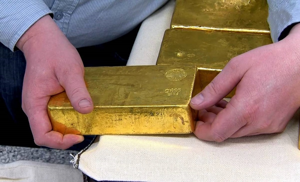 Власти обратили внимание на масштабный вывоз золота из России 