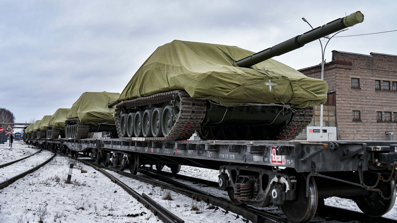 Партия танков Т-72Б3М отправлена в войска - ANNA NEWS