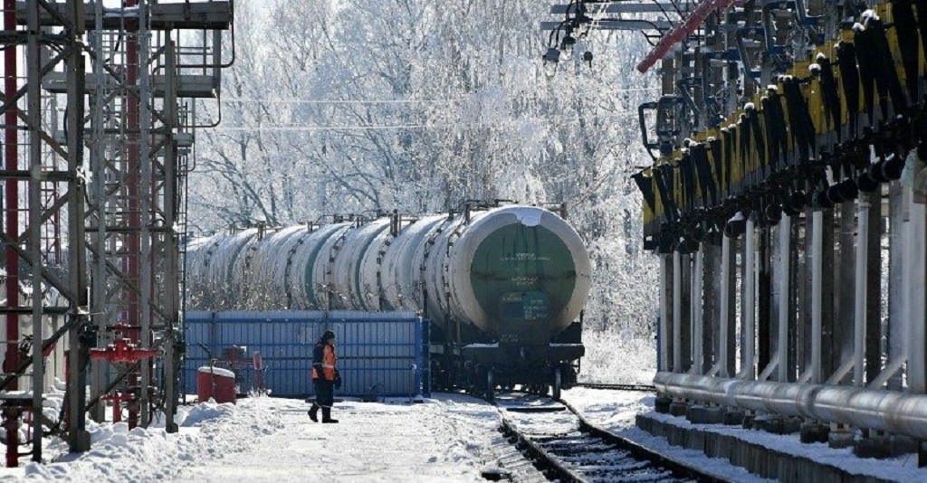 Минск запретил транзит по железной дороге удобрений и нефтепродуктов из Литвы
