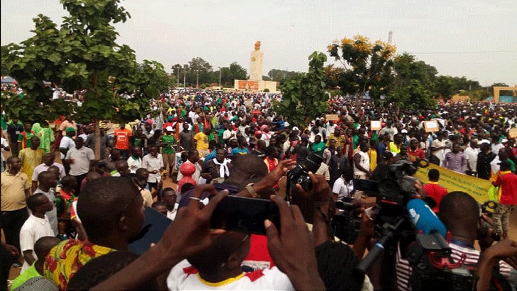 митинг в Буркина -Фасо