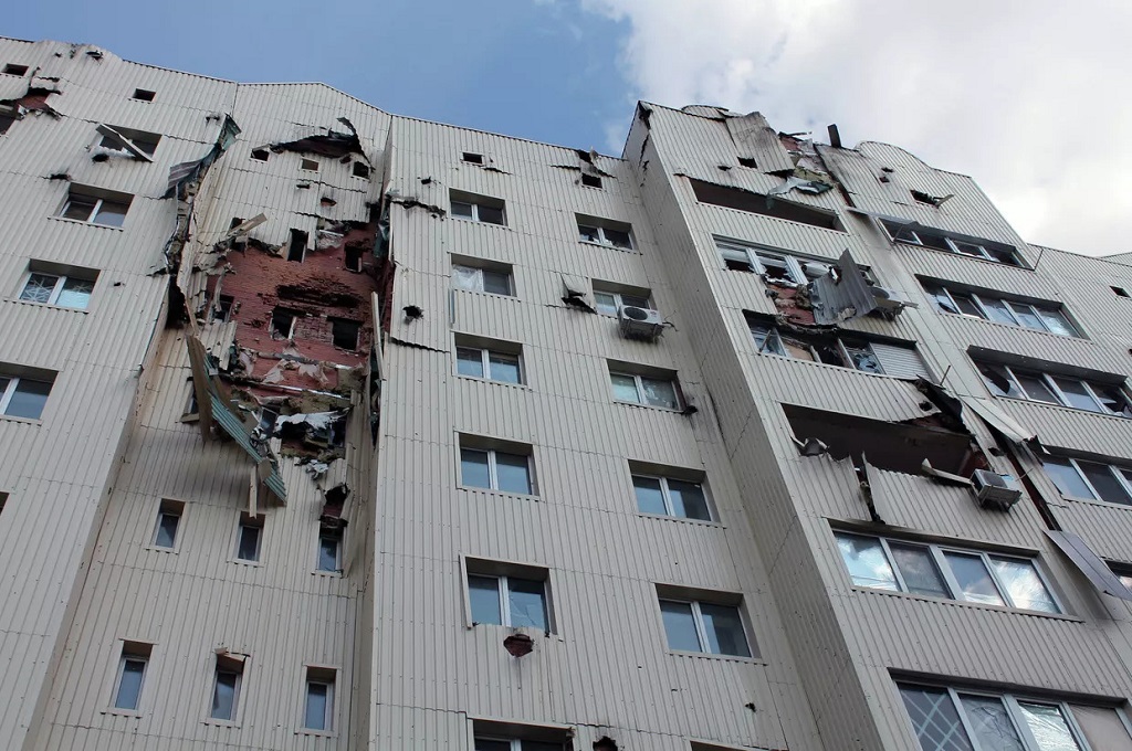 Очевидцы сообщили подробности обстрела жилой многоэтажки в Донецке боевиками ВСУ