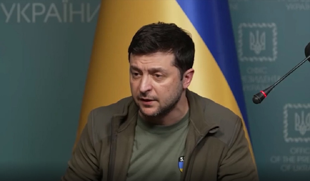 Видеоролик с крутящимся в президентском кресле Зеленским удалили с официальных ресурсов