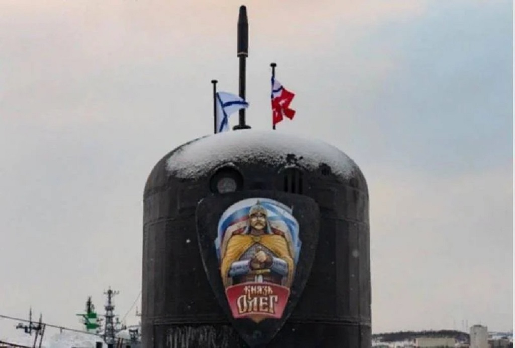 В Баренцевом море прошли торпедные стрельбы атомной субмарины-ракетоносца ТОФ «Князь Олег» 