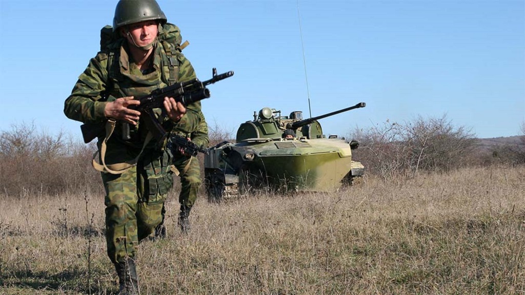 Союзная группировка войск ВС РФ и НМ ДНР ведут бои за Святогорск