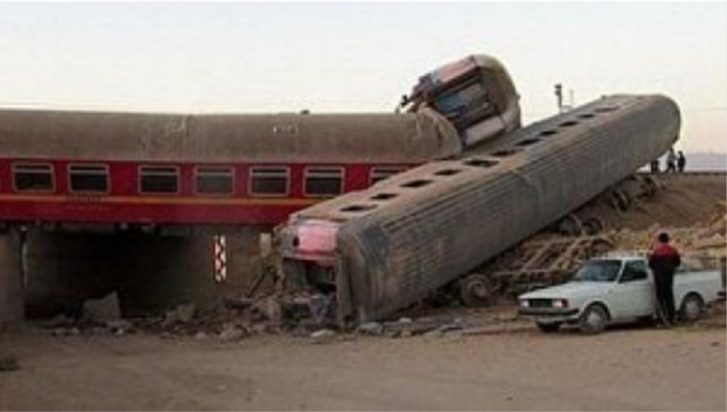 поезд в Иране сошел с рельс