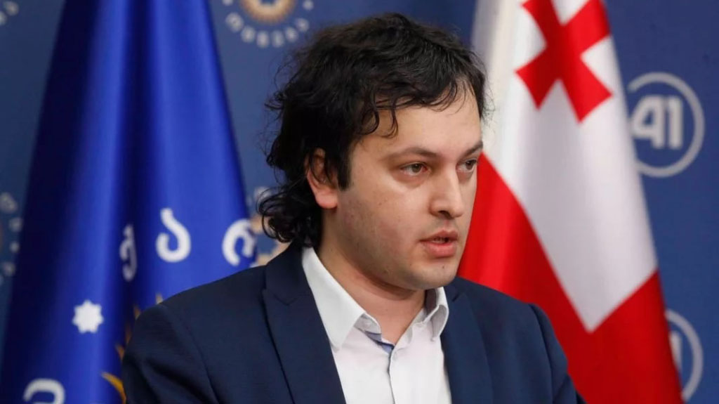 Председатель правящей партии «Грузинская мечта — Демократическая Грузия» Ираклий Кобахидзе заявил, что реакция партии власти на отказ Брюсселя предоставить Тбилиси статус кандидата в ЕС будет «тяжелой».