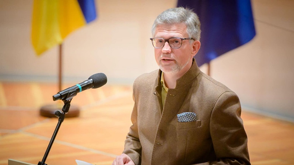 Глава Украины Зеленский принял отставку посла в ФРГ Мельника