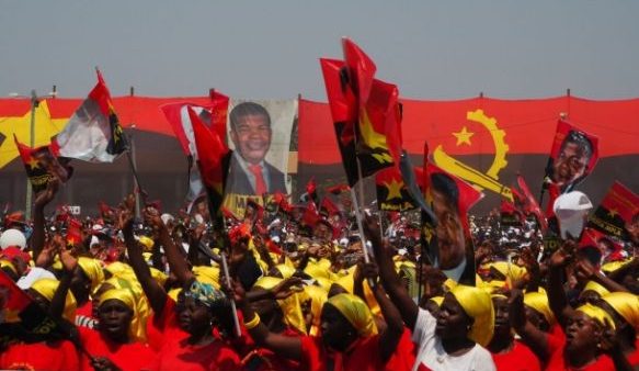 выборы в Анголе