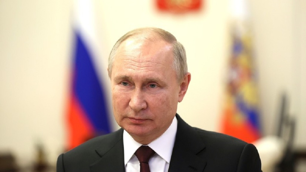 Путин: России смертельно опасно даже на время ослабить свой суверенитет