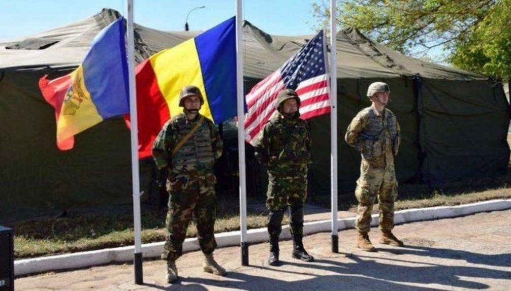учения Молдовы, Румынии и США