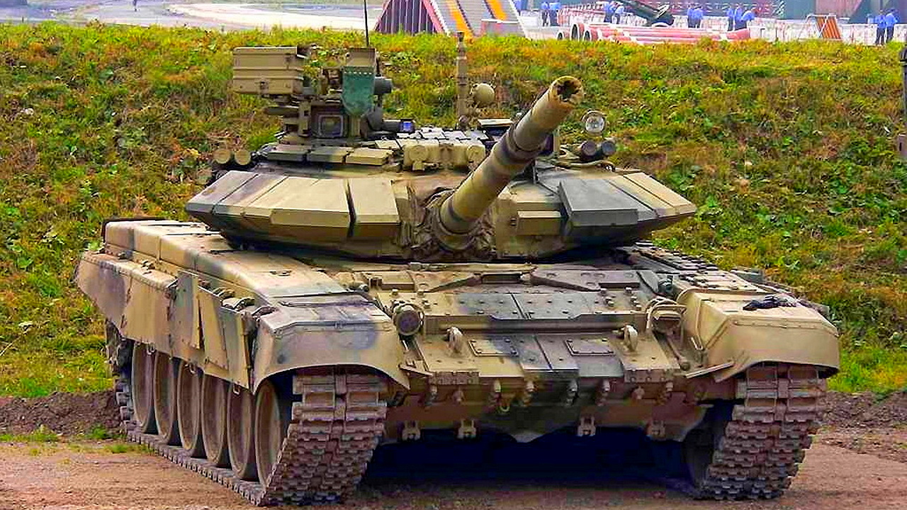Экспортные танки Т-90СА пополнили российскую армию