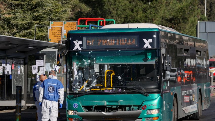два взрыва прогремели на автобусной станции в Иерусалиме