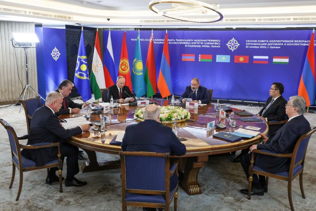 Президент РФ Путин выступил на заседании ОДКБ с заявлениями
