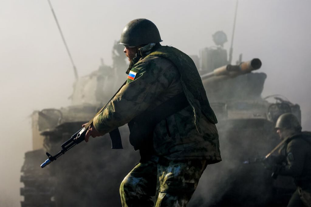 Пушилин: ВС России ведут бои в центре Марьинки, также продолжается наступление на Артёмовск