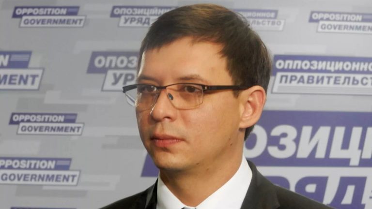СБУ провела обыски у оппозиционера Мураева и его соратников