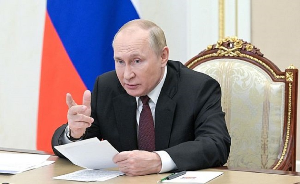 Президент Путин заявил, что Запад поощряет террор в Донбассе и использует украинцев как таран против России