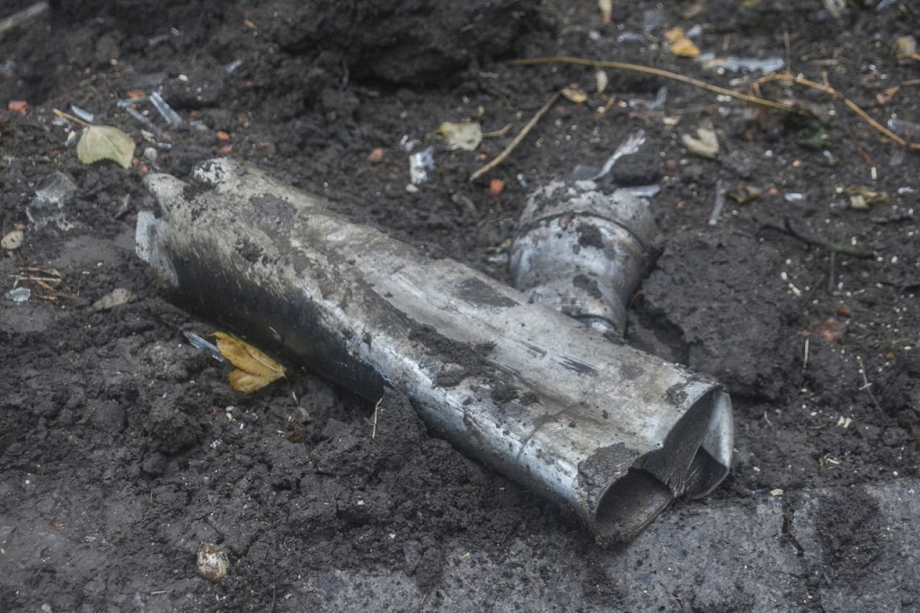 Украинские террористы нанесли вчера вечером новые удары по центру Донецка