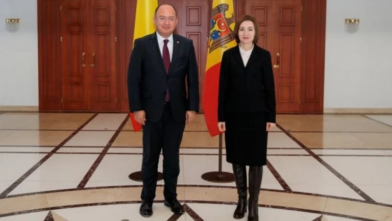 Молдавия и Румыния объединяют свои энергосистемы